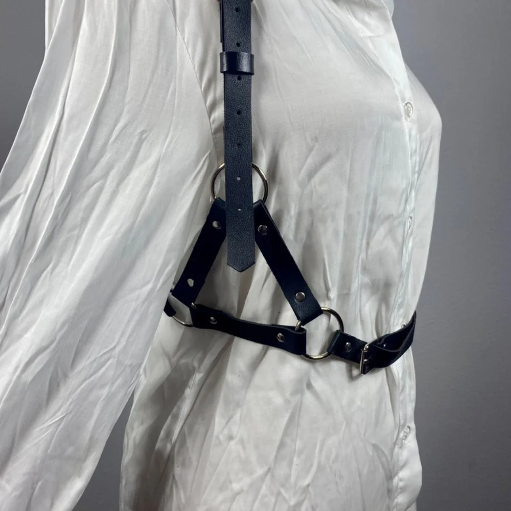 Fashion Black Leather Harness Belt - Picture 9 of 9